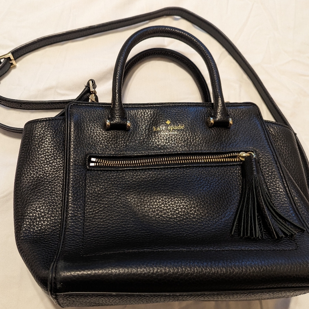 Kate spade medium size purse leather
